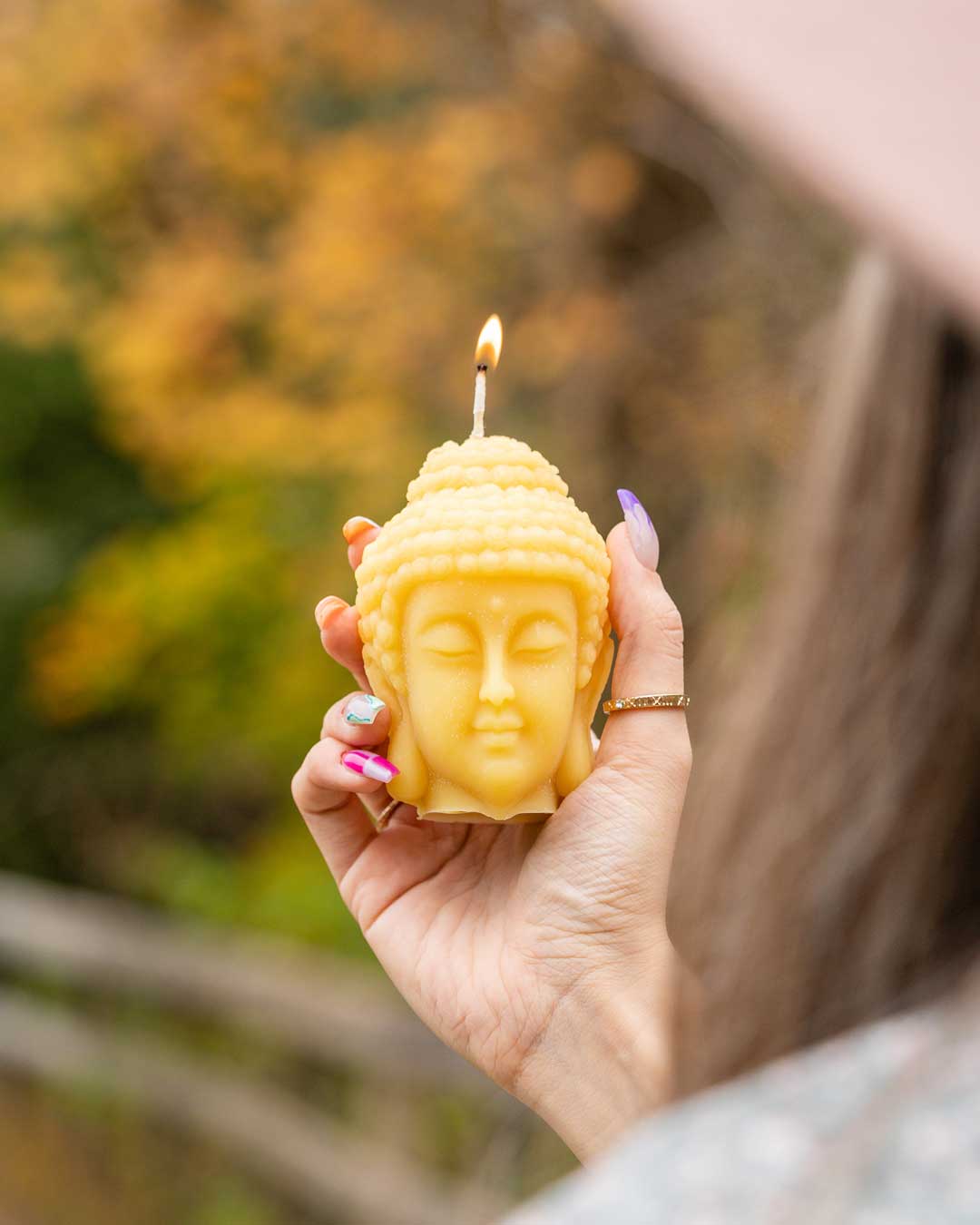 Load image into Gallery viewer, Beeswax Buddha Candle - Hipbees
