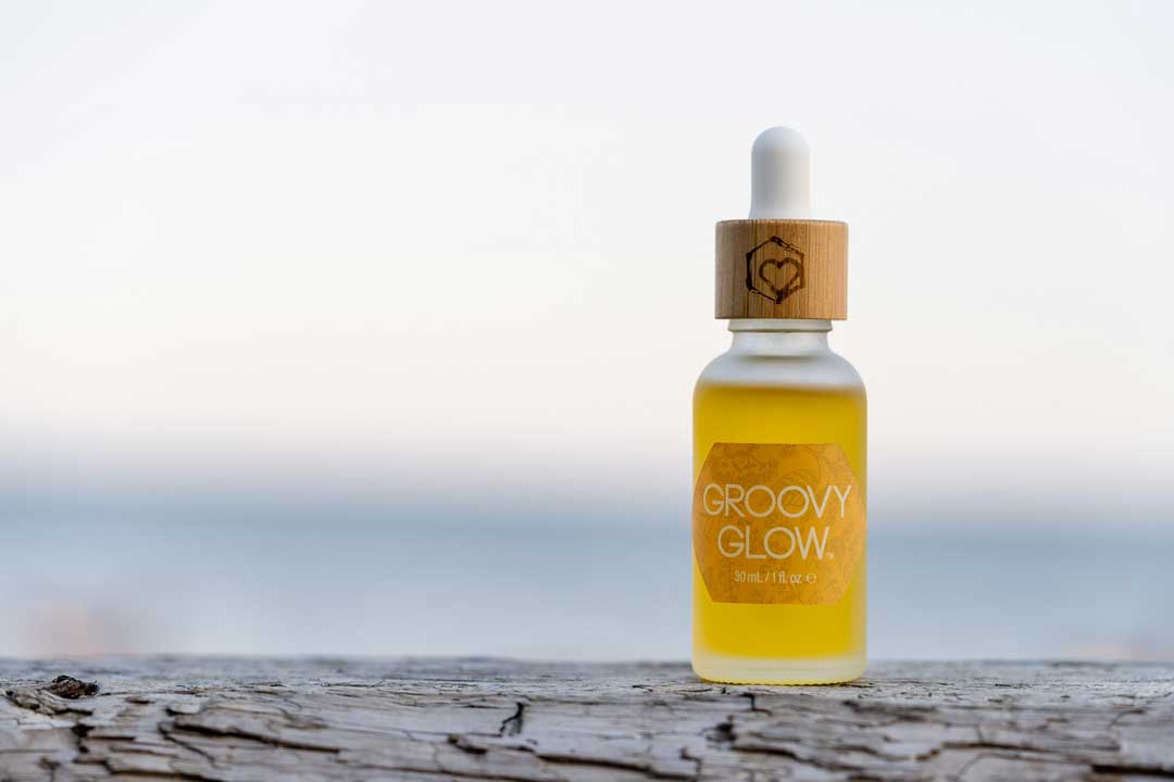 Load image into Gallery viewer, Groovy Glow™ Face Serum - Hipbees
